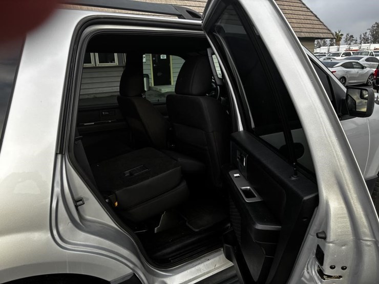 2015-ford-expedition-image-10
