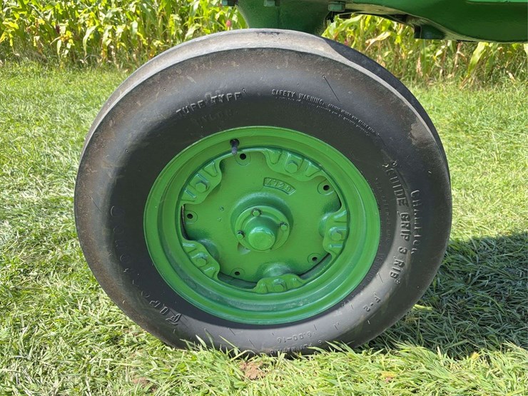 oliver-super-88-image-95