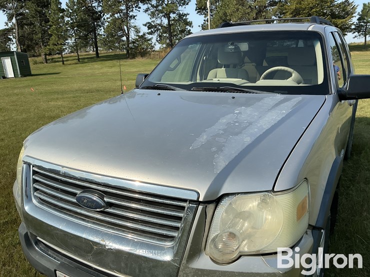 2007-ford-explorer-xlt-image-12