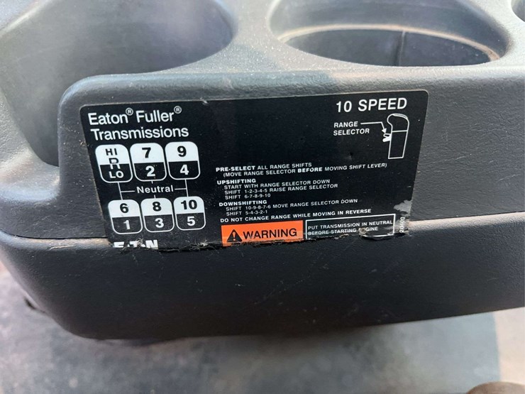 2016-international-prostar-image-24