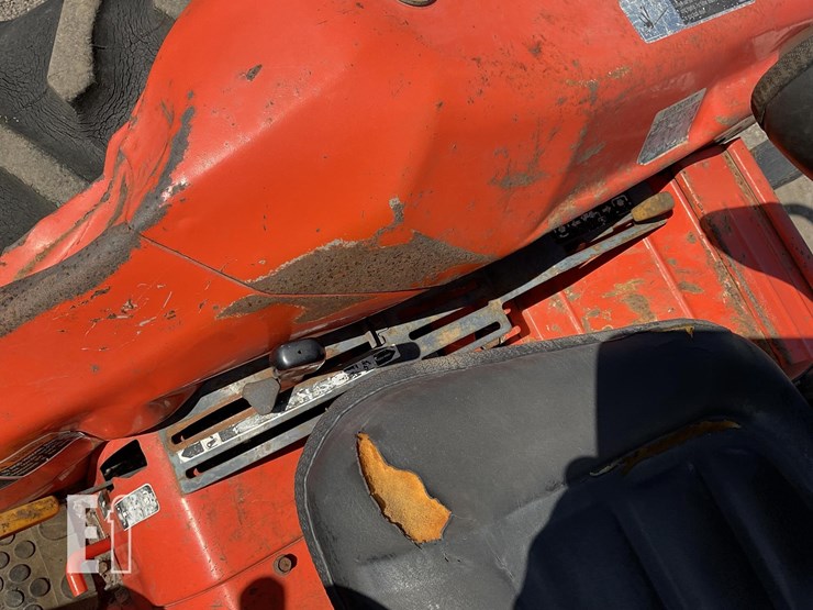 kubota-l2900-image-17