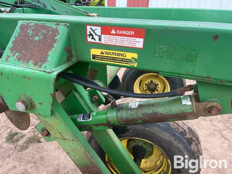 john-deere-635-image-19