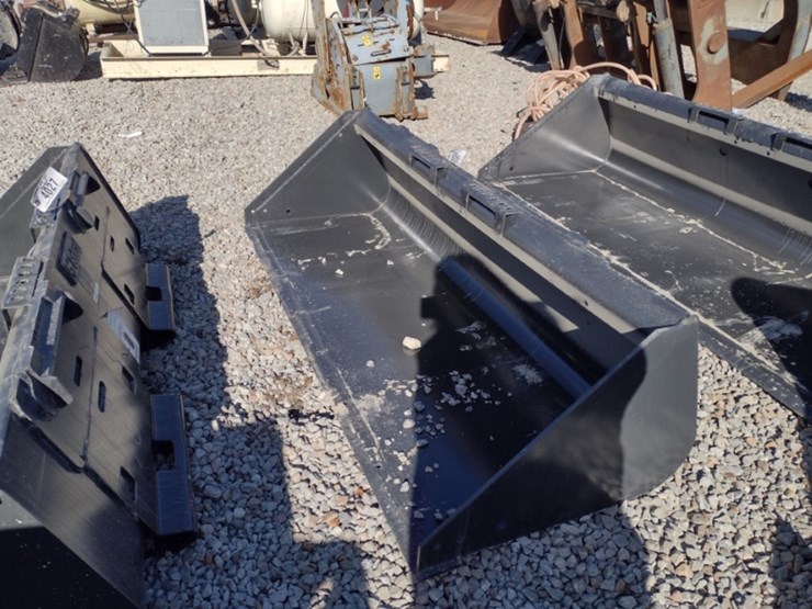 bobcat-74-in-ss-bucket-(qea-4026)-image-1