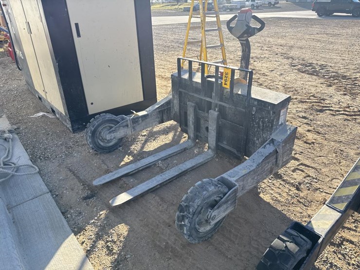 #3294-•-electric-pallet-jack-image-4