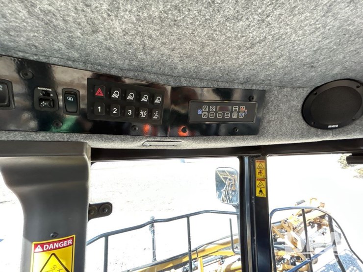 2016-ag-chem-rg1100b-image-99