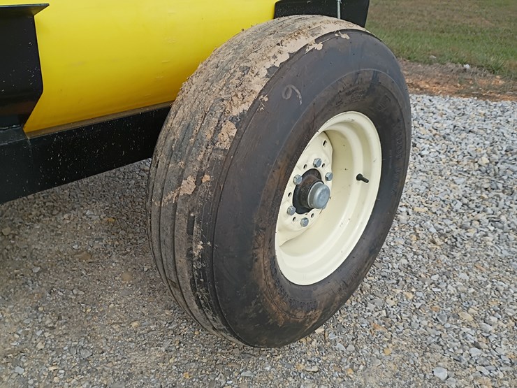 #22869-•-300-gallon-sprayer-image-19