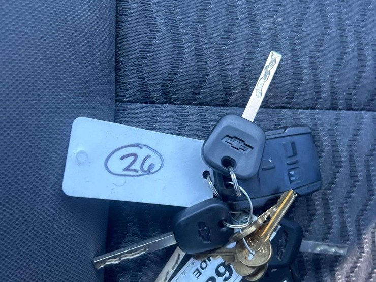 2018-chevrolet-tahoe-image-35