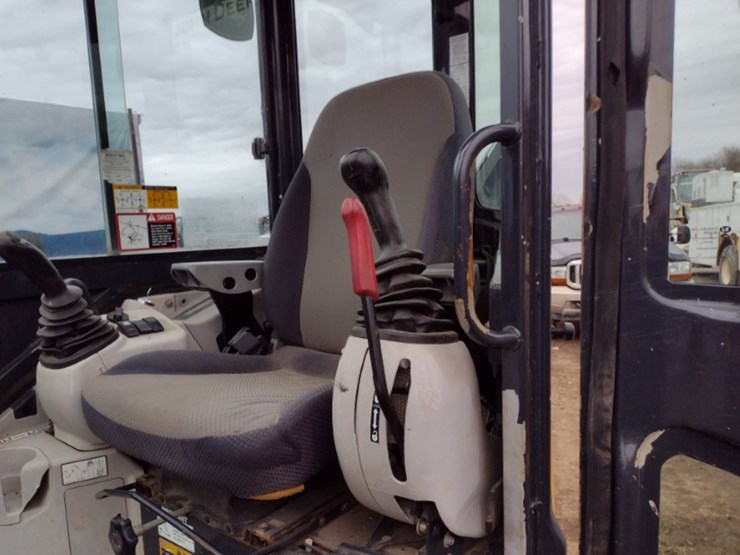 14-deere-50g-image-14