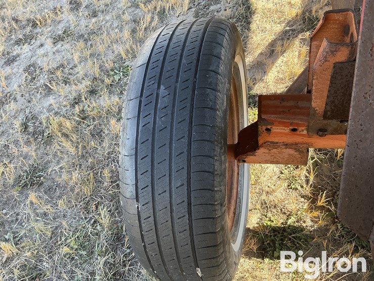 new-holland-180-image-19