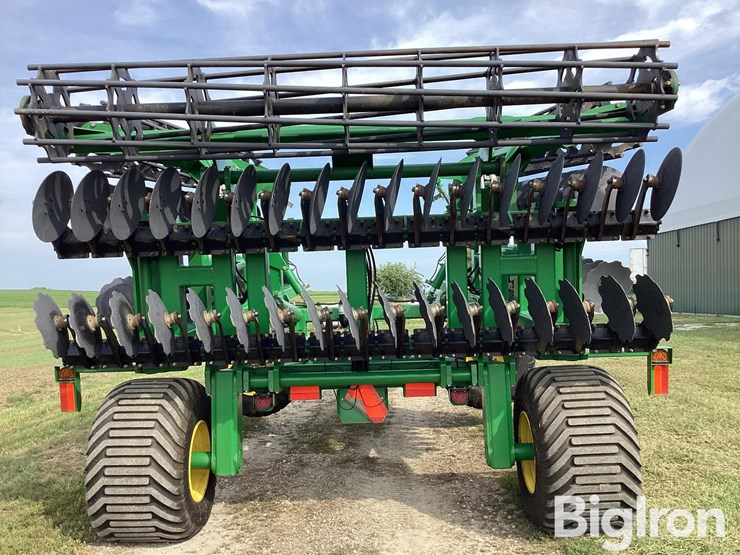 2019-john-deere-2680h-image-19