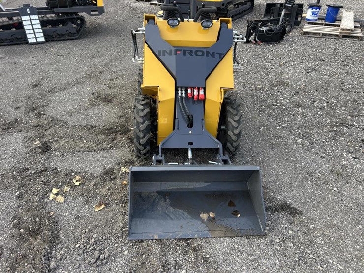 #2713-•-2025-infront-yf400-mini-skid-steer-image-8
