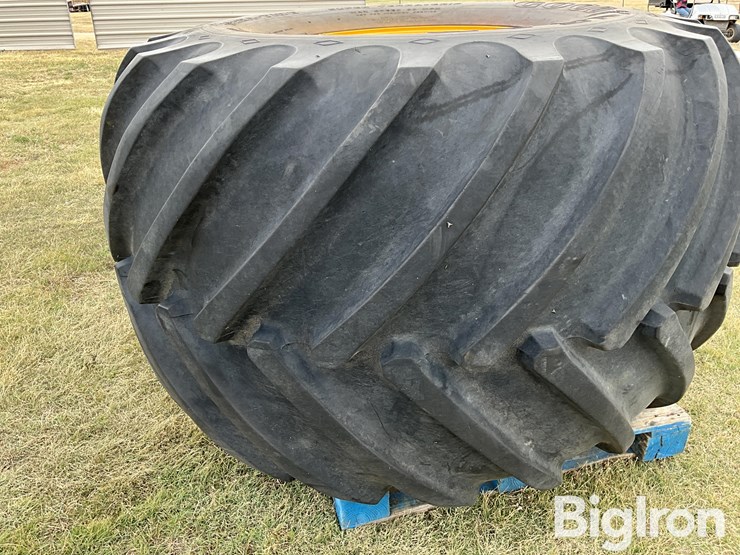 goodyear-66x43.00-25-flotation-terra-tire-w/8-bolt-rim-image-3