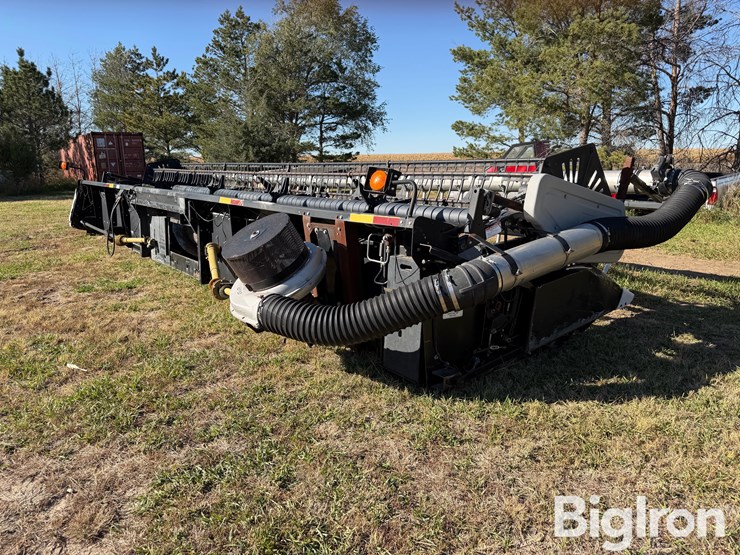 2001-gleaner-800-image-6