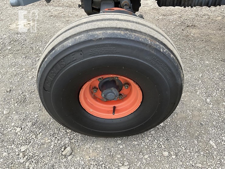 1997-kubota-m4700-image-12