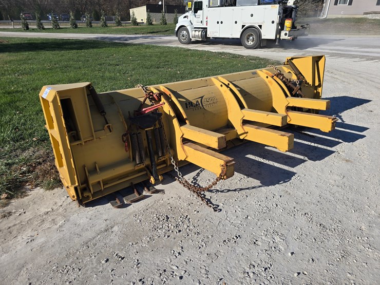 #22386-•-hla-4500-snow-pusher-image-3