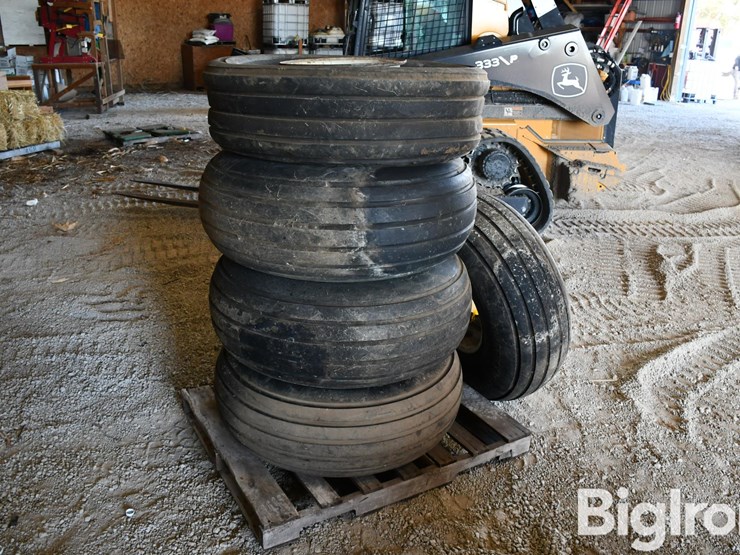 american-farmer-16.5l-16.1-tires-on-8-bolt-rims-image-5