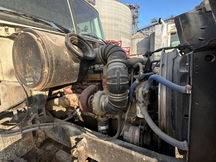 1991-white-gmc-truck-(dr12653-unit-402)-image-7