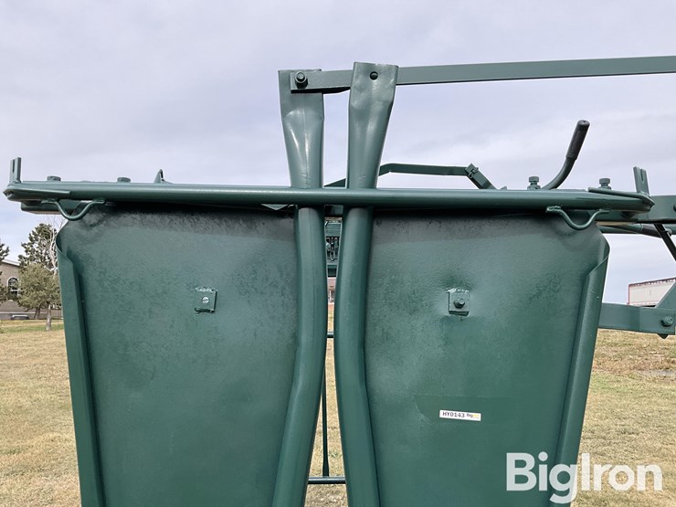 powder-river-livestock-squeeze-chute-image-13