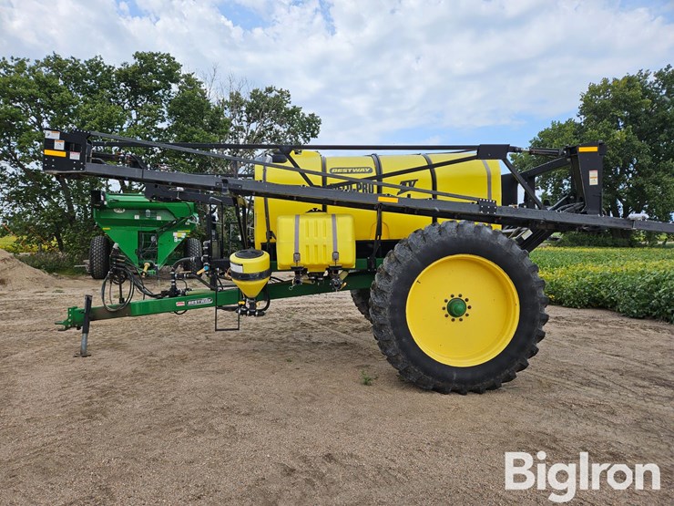 bestway-1,850-gal-100'-boom-pull-type-sprayer-image-8