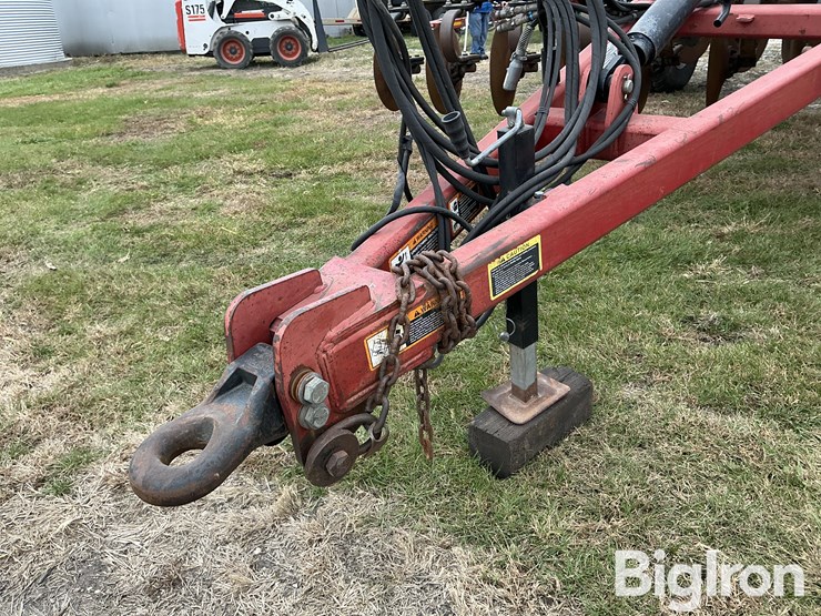 case-ih-870-ecolo-tiger-ripper-image-16