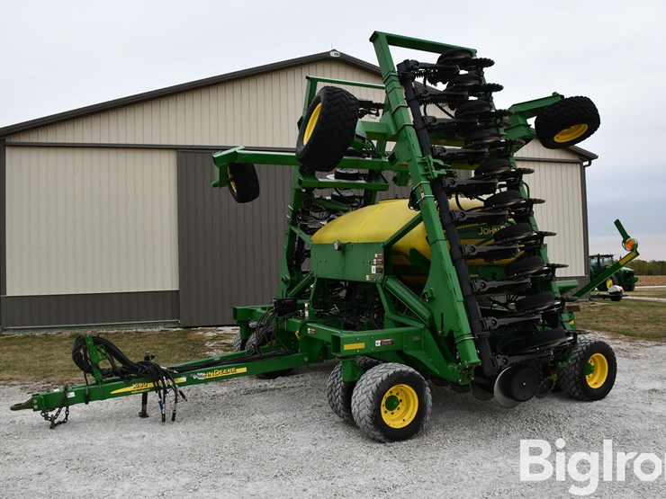 john-deere-1690-ccs-image-1