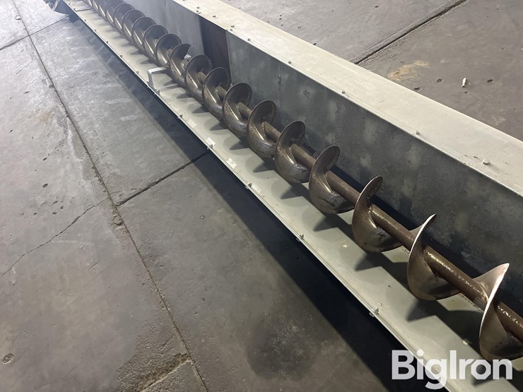 springland-grain-bin-power-sweep-floor-auger-image-15