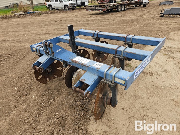 blu-jet-track-master-image-1