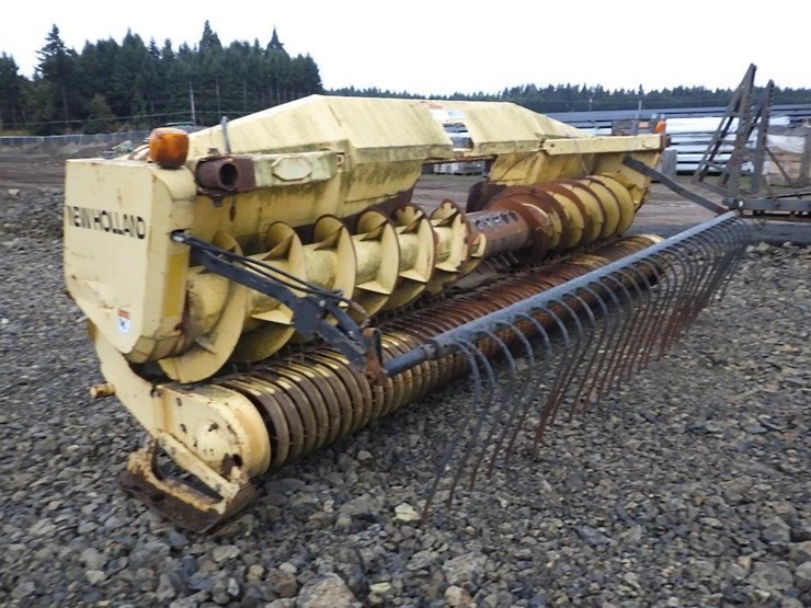 new-holland-365w-image-1