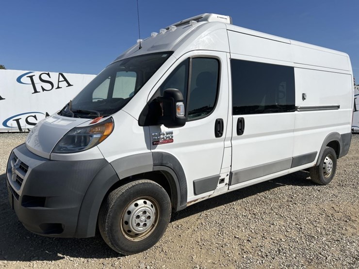 2016-ram-promaster-3500-image-1