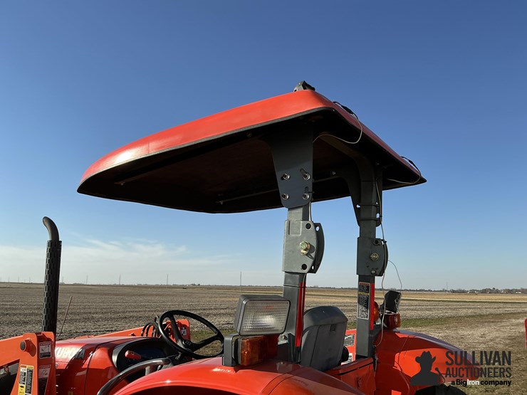 2012-kubota-m7040f-image-16