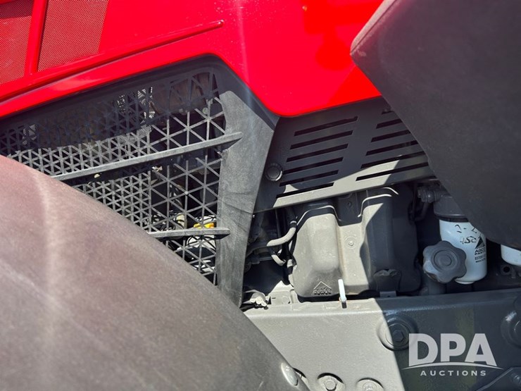 2022-massey-ferguson-8735s-image-34