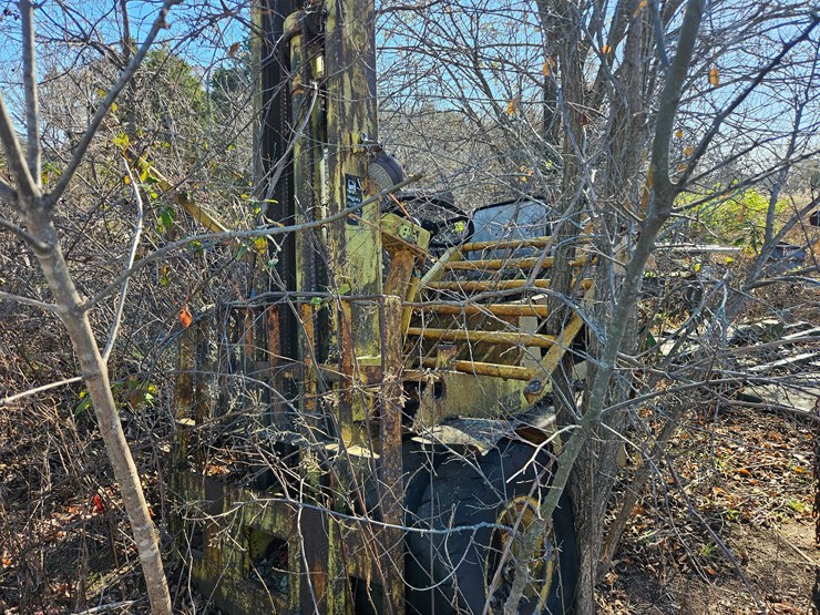 #22765-•-1960's-baker-forklift-(non-runner)-image-53