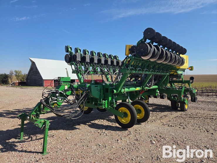 2022-john-deere-1795-image-1