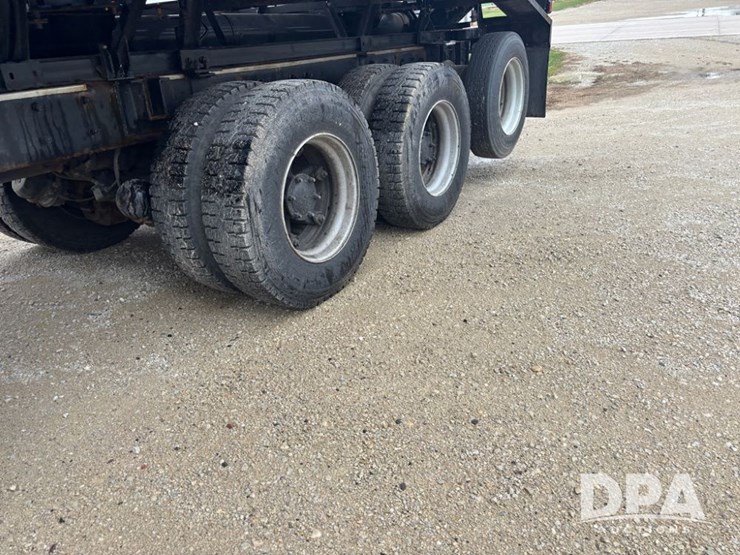 2000-mack-truck-(dr12562-unit-a59)-image-13