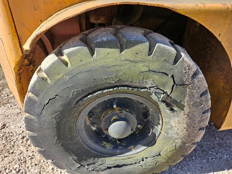 #22765-•-1960's-baker-forklift-(non-runner)-image-51