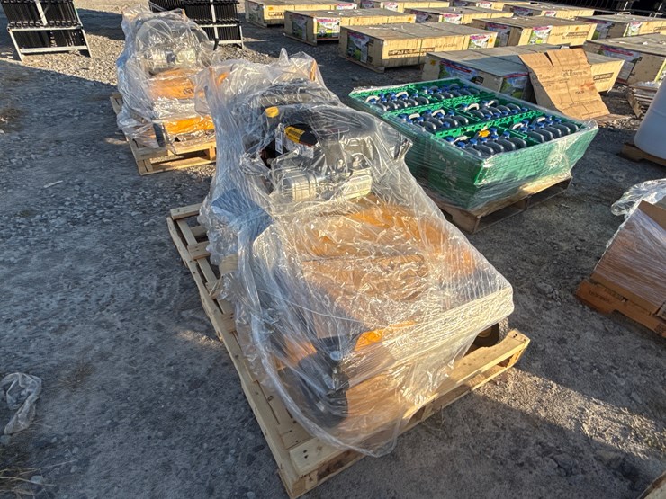 #26-•-unused-dewalt-dw33-walk-behind-zero-turn-mower-inv#32770-image-1