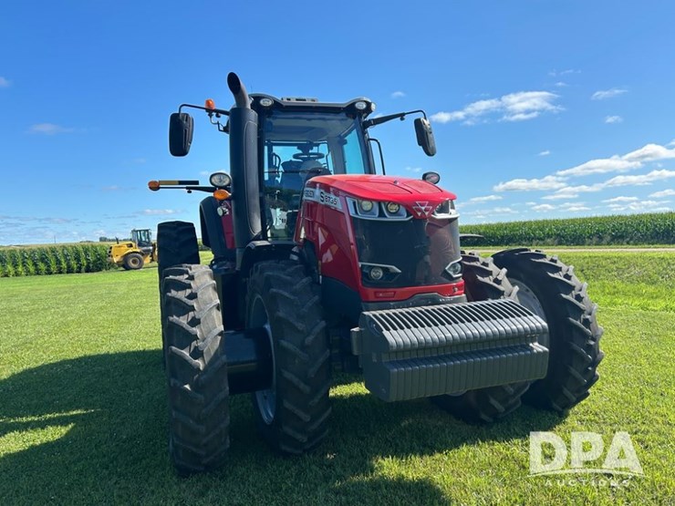 2022-massey-ferguson-8735s-image-11