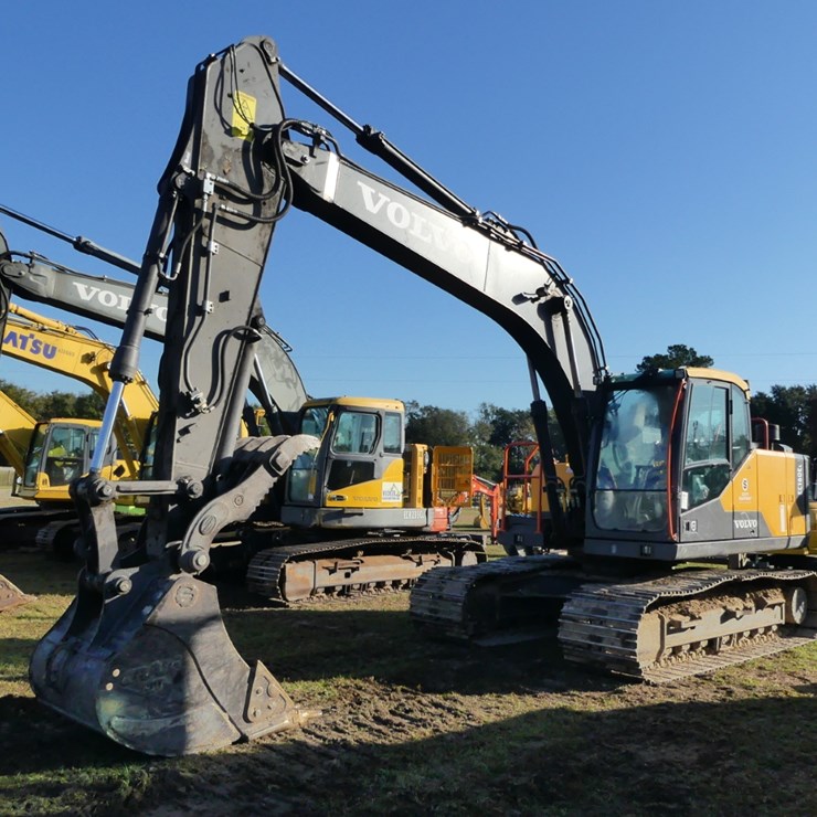 2022 VOLVO EC160EL