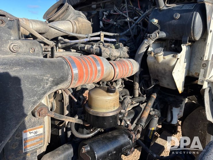 2013-unit-70-image-34