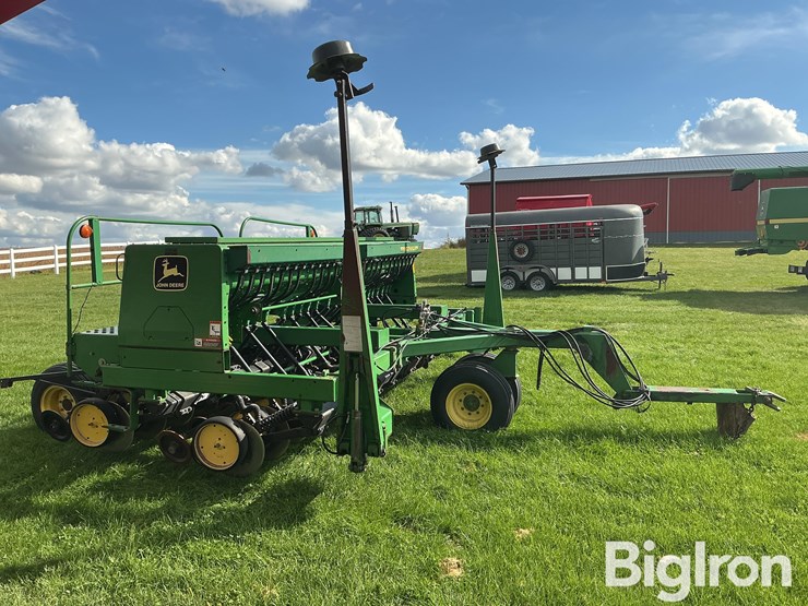 john-deere-750-image-4