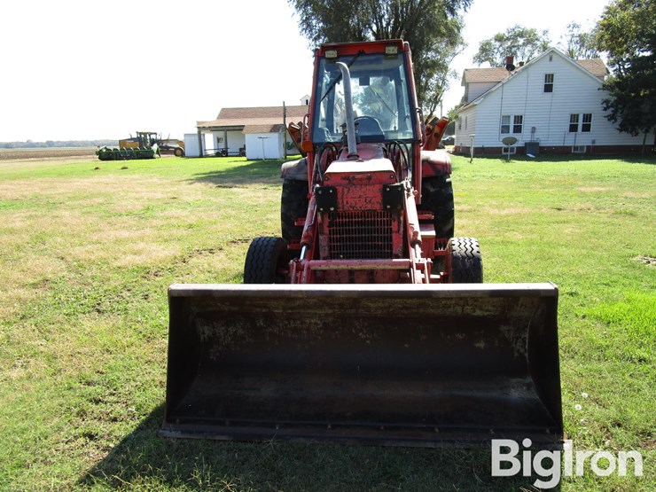 1994-ford-555-image-2