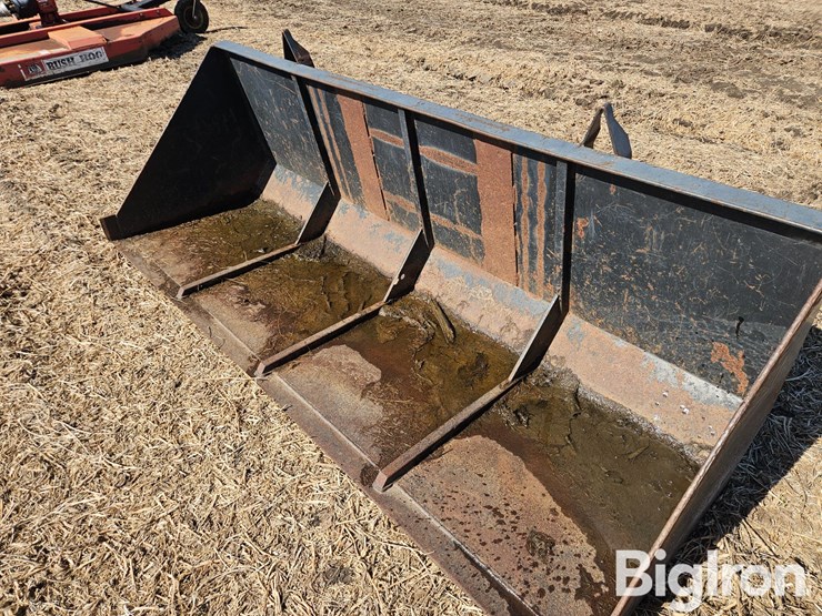 8'-loader-bucket-w/-skid-steer-mounting-plate-or-westendorf-loader-mounts-image-10