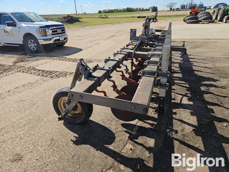 12r18-3-pt.-anhydrous-applicator-image-8