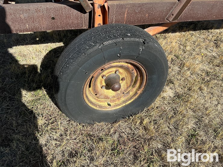 new-holland-180-image-18