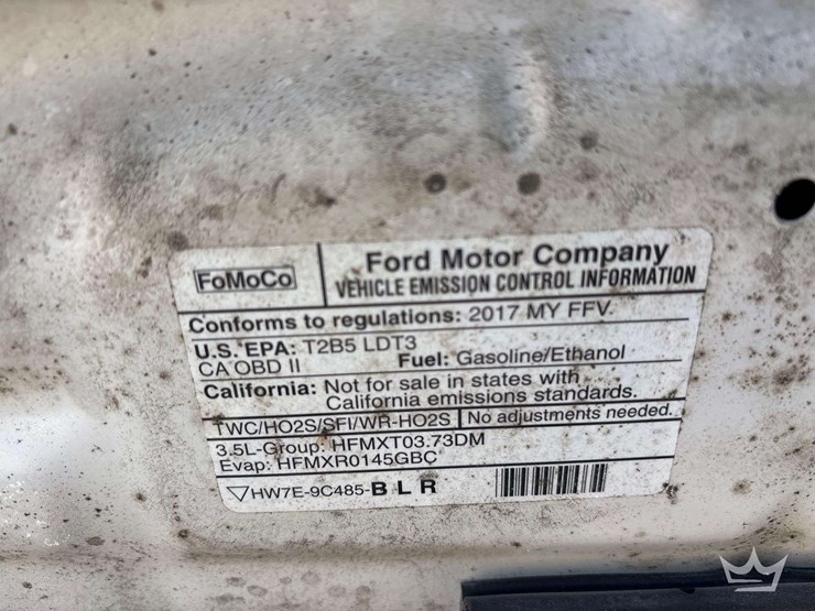 2017-ford-explorer-image-16