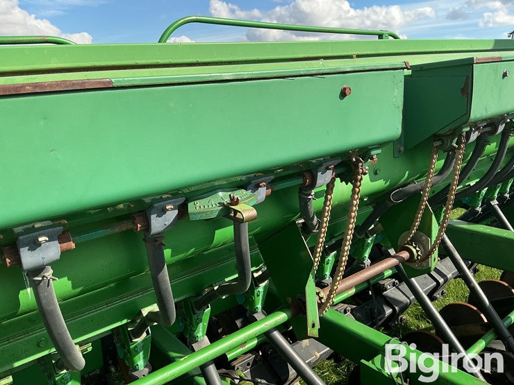 john-deere-750-image-14