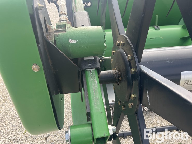 2013-john-deere-620f-image-17