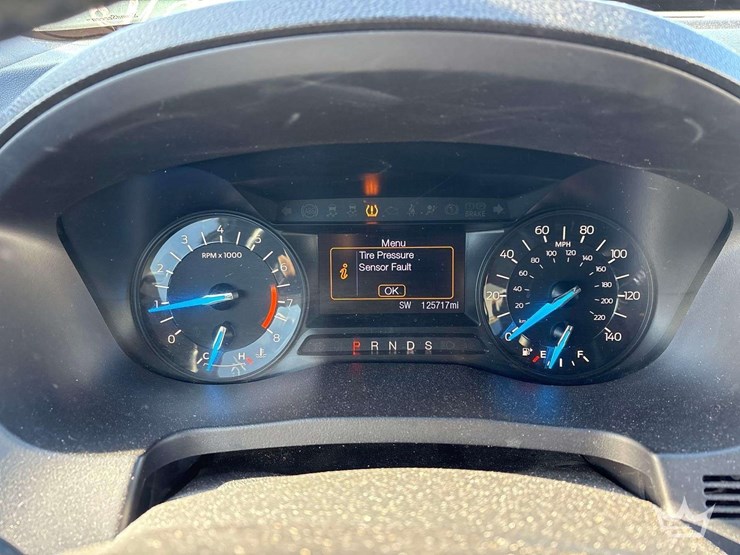 2017-ford-explorer-image-9