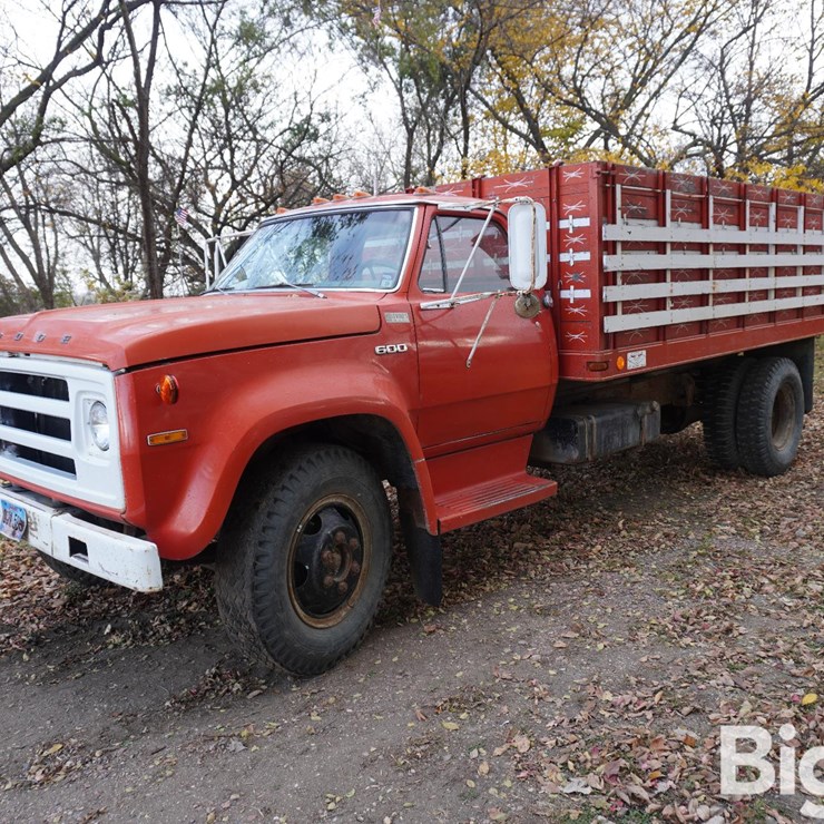 1974 DODGE D600