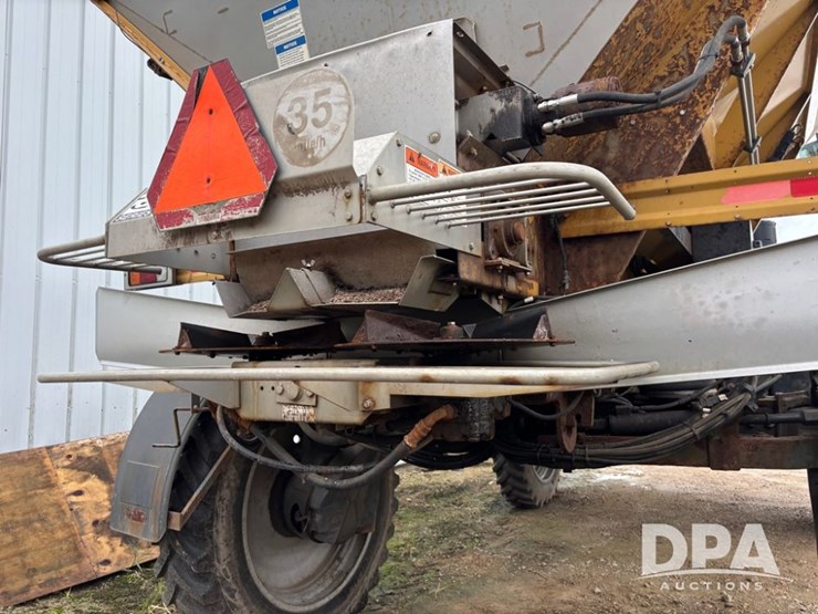 2015-ag-chem-rg1300b-image-47